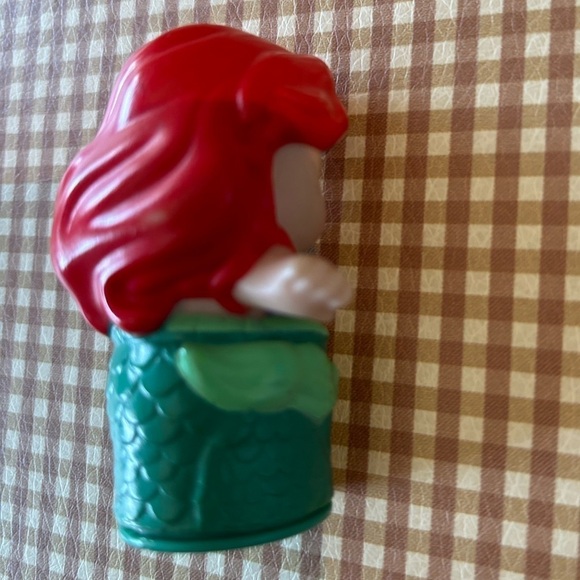 Fisher Price Little People Princess Ariel Little Mermaid toy - Picture 5 of 8